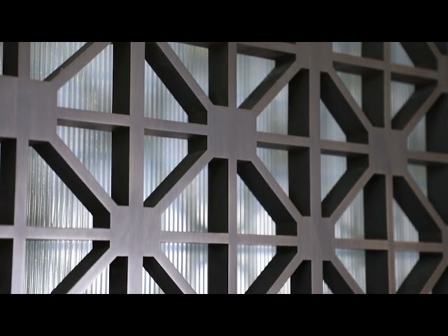 فيديوهات الشركة حول 1219X2438mm Metal Surface Stainless Steel Room Divider For Hotel Lobby Partition